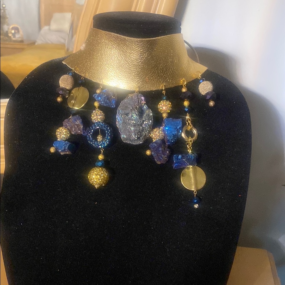 Elegant Gold and Blue Statement Necklace